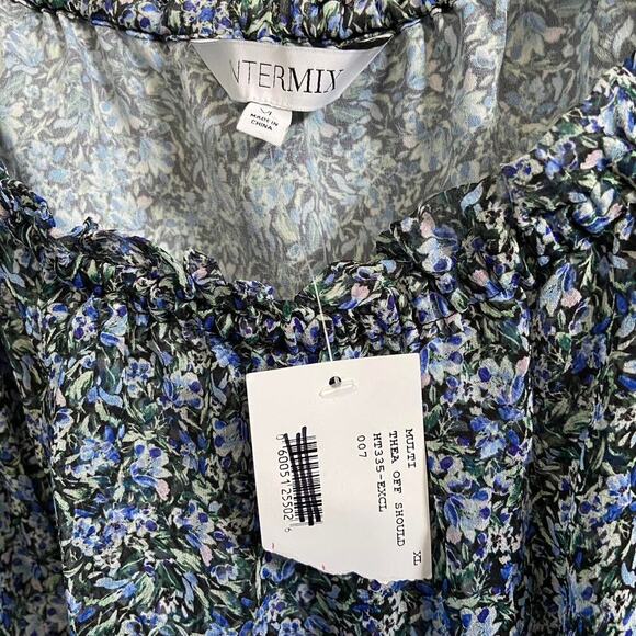 Nwt Intermix Thea off the shoulder 100% silk top - Picture 5 of 6